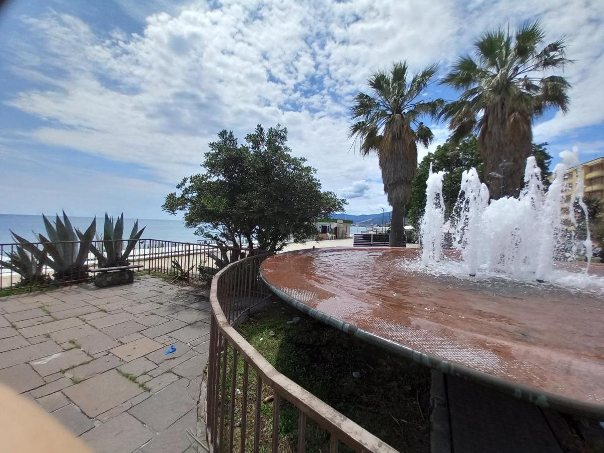Sweet Sea View Apartment Savona Ngoại thất bức ảnh